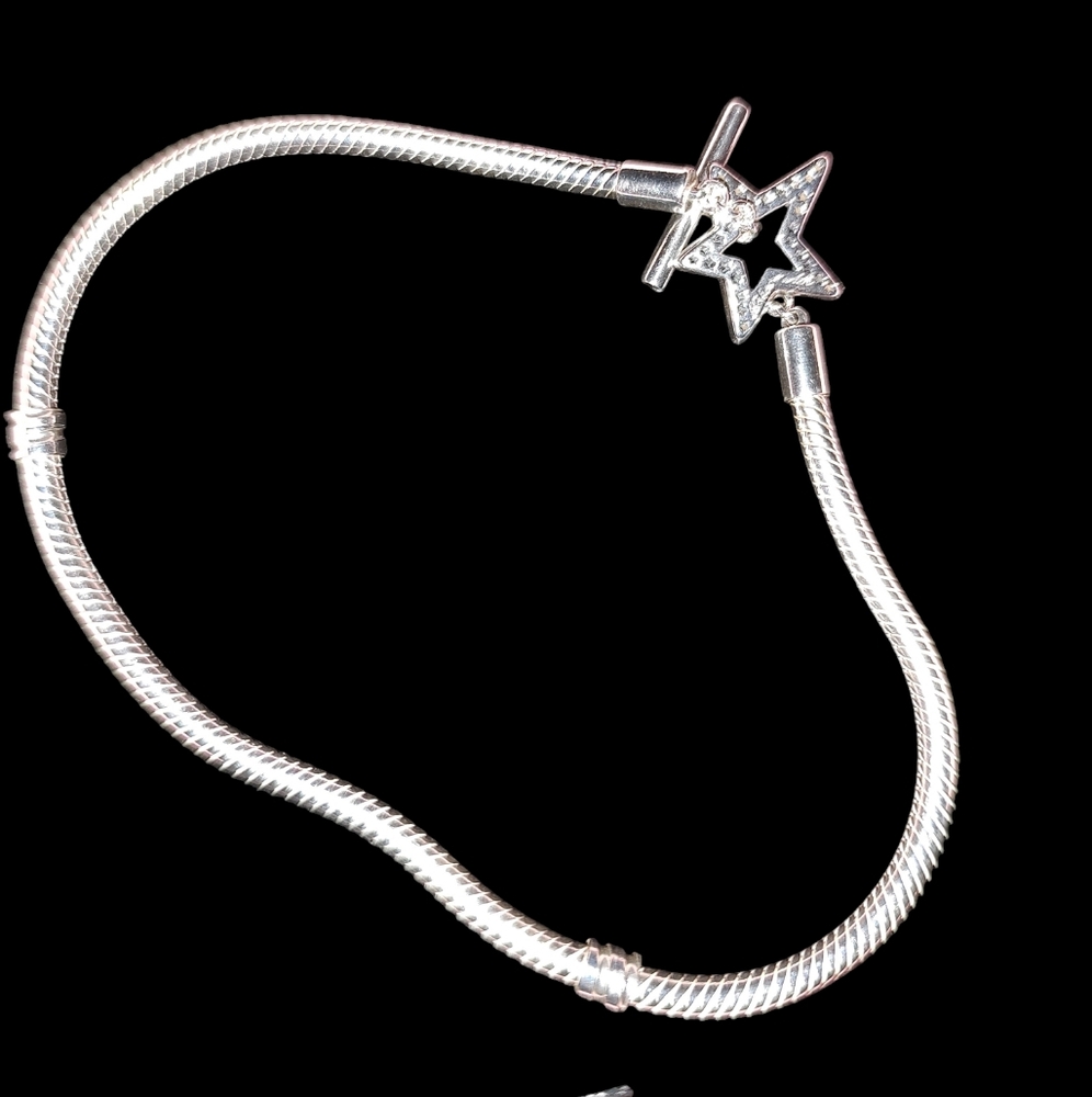 NEW! Silver Star Bracelet 9 in PANDORA w Box